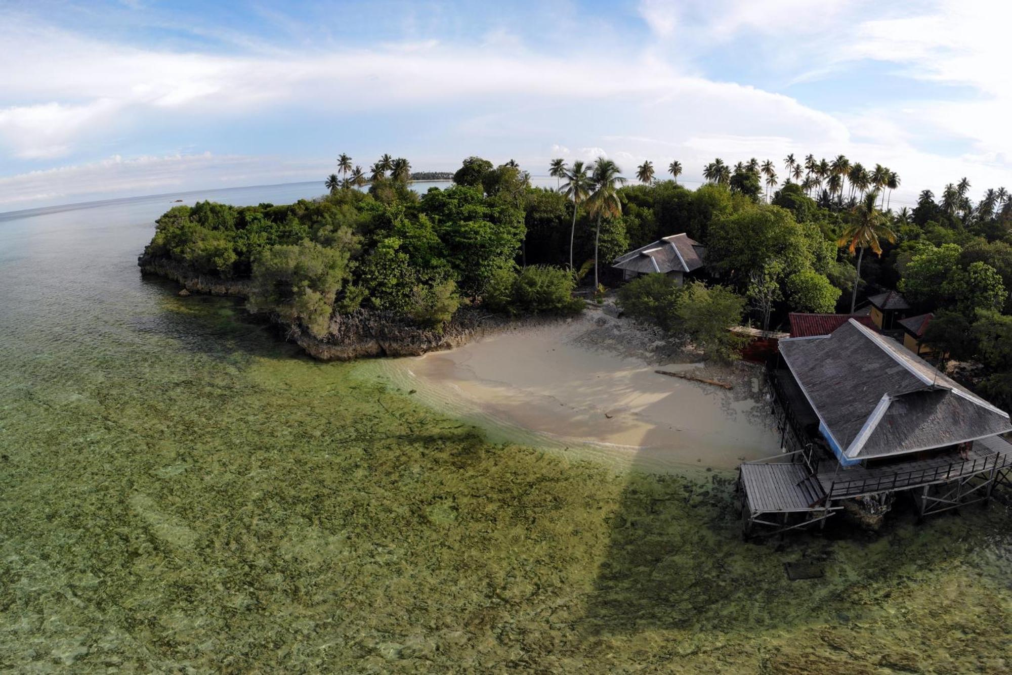 Nunukan Island Resort Maratua Island Exterior photo
