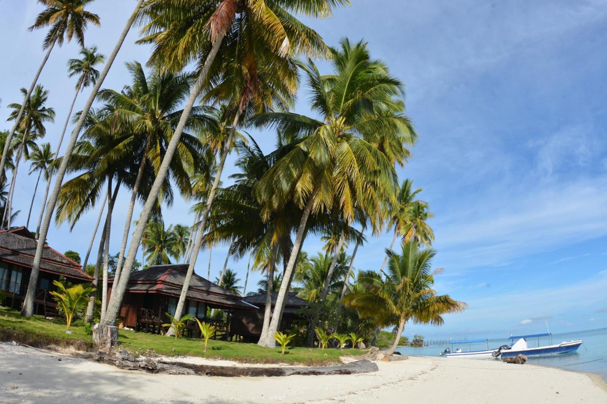 Nunukan Island Resort Maratua Island Exterior photo