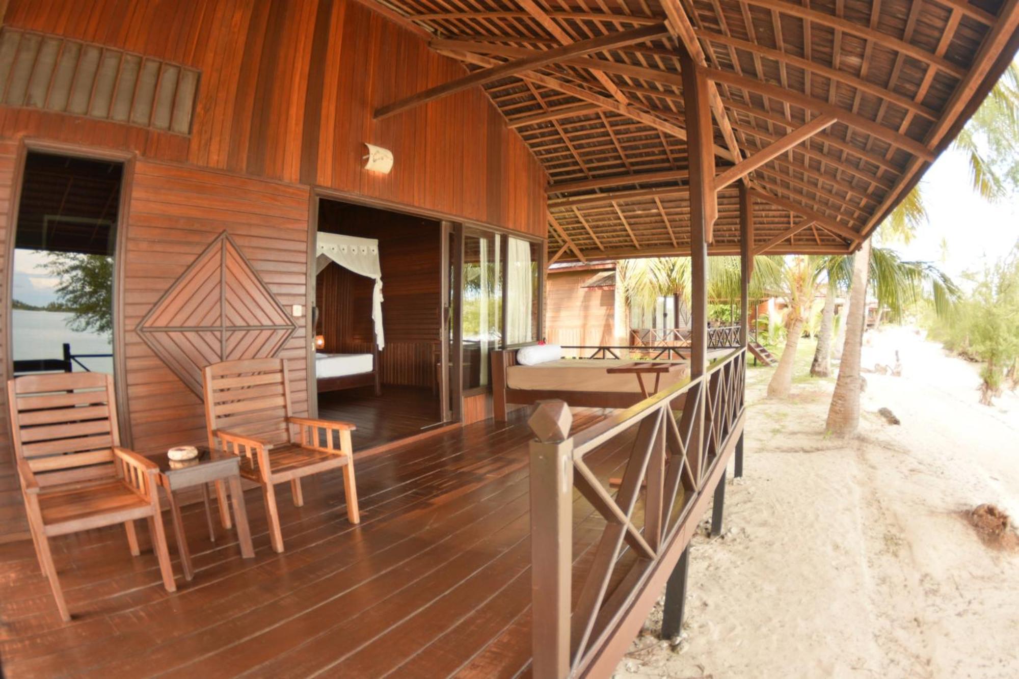 Nunukan Island Resort Maratua Island Exterior photo