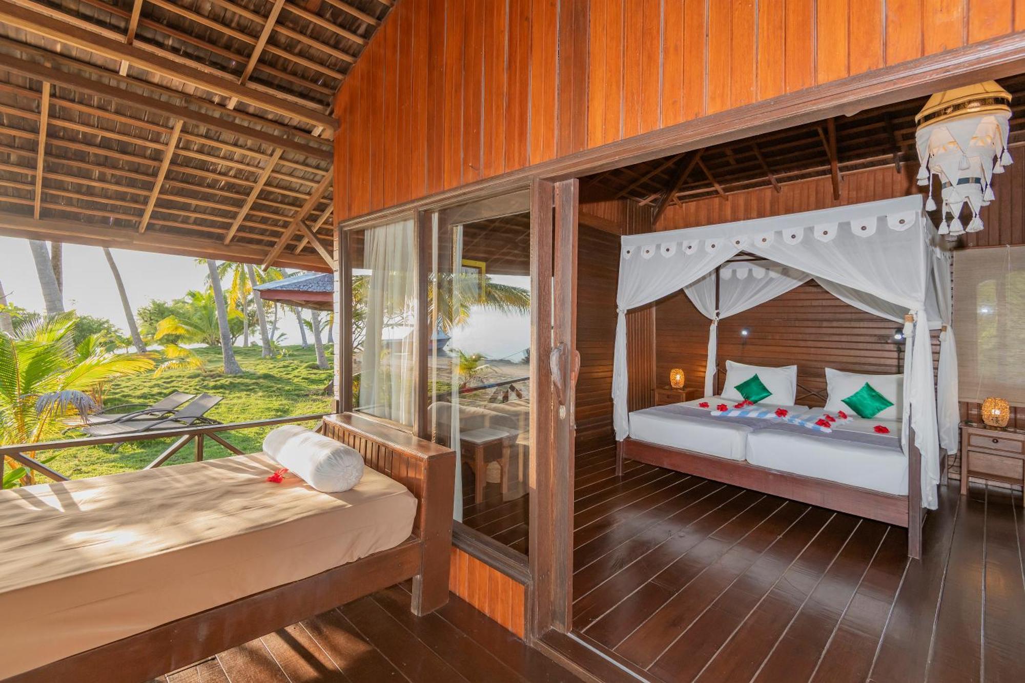 Nunukan Island Resort Maratua Island Exterior photo